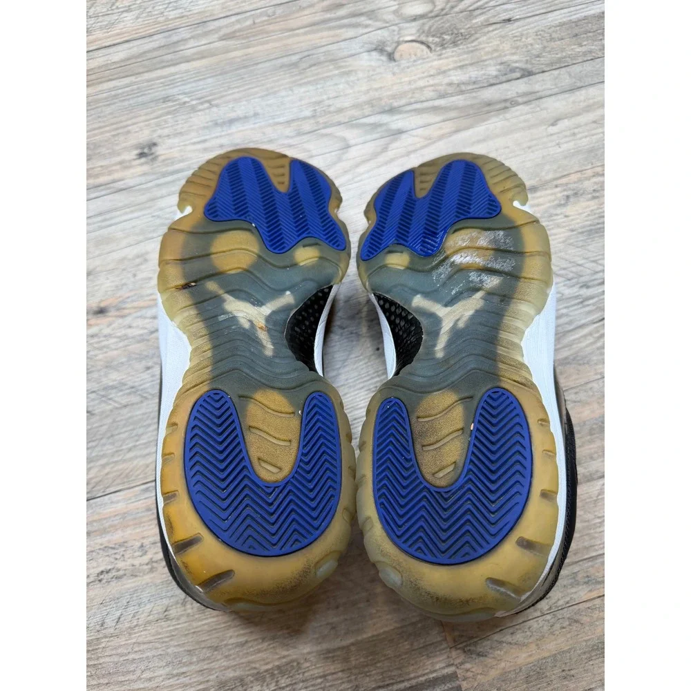 Jordan used 10